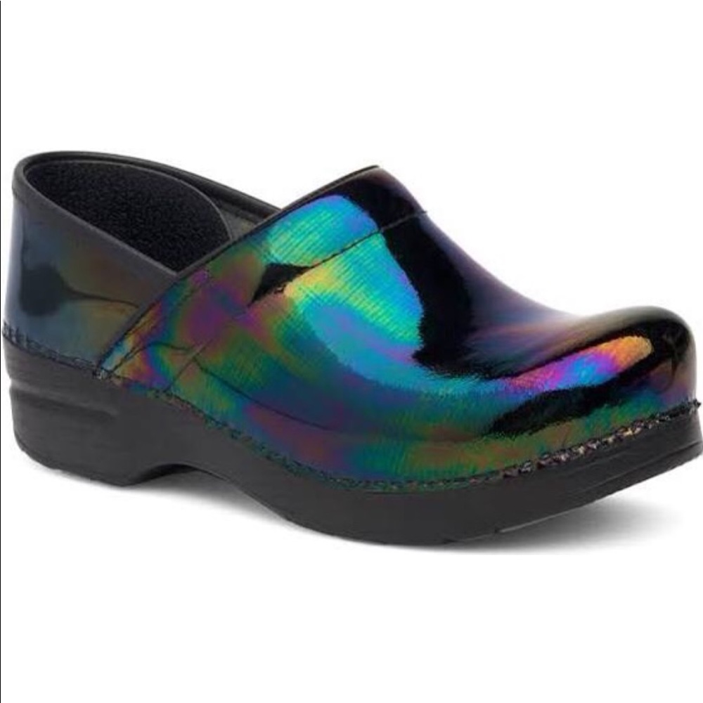 Dansko no slip patents leather nurse clogs